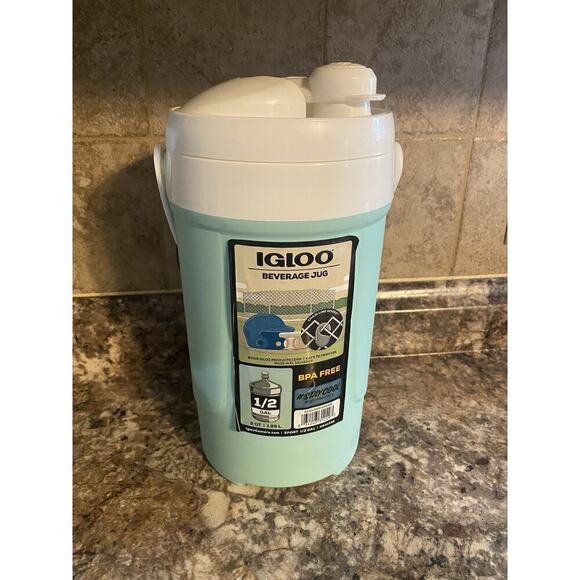Igloo Other - IGLOO 1/2 Gallon Sport Beverage Jug New